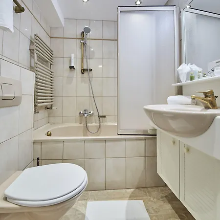 Stammhaus Im Alpine Palace Saalbach-Hinterglemm