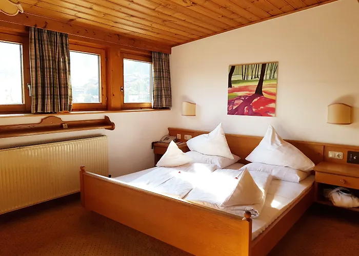 Stammhaus Im Alpine Palace Szálloda 3*