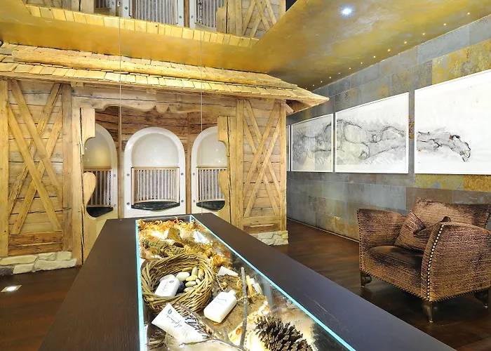 Stammhaus Im Alpine Palace Szálloda 3*